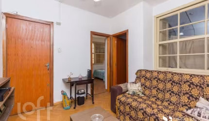 Apartamento com 2 quartos à venda na Rua Vinte e Quatro de Maio, 93, Centro Histórico, Porto Alegre, 38 m2 por R$ 200.000