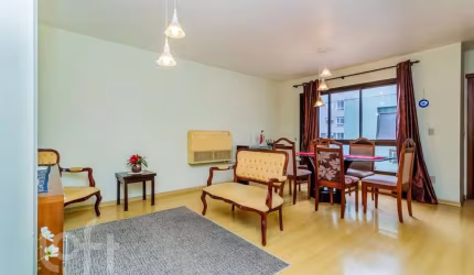Apartamento com 4 quartos à venda na Rua Buenos Aires, 583, Petrópolis, Porto Alegre, 240 m2 por R$ 1.100.000
