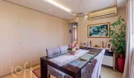 Apartamento com 2 quartos à venda na Avenida Grécia, 1000, Passo da Areia, Porto Alegre, 81 m2 por R$ 795.000