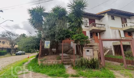 Casa com 3 quartos à venda na Avenida Imperial, 67, Ipanema, Porto Alegre, 200 m2 por R$ 900.000