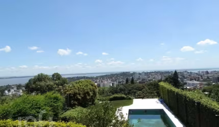 Casa com 4 quartos à venda na Rua Bazilio Pellin Filho, 900, Ipanema, Porto Alegre, 400 m2 por R$ 1.590.000