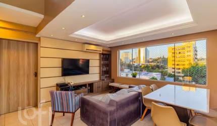 Apartamento com 3 quartos à venda na Rua Guararapes, 466, Petrópolis, Porto Alegre, 205 m2 por R$ 1.450.000