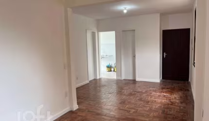 Apartamento com 2 quartos à venda na Avenida Francisco Talaia de Moura, 105, Rubem Berta, Porto Alegre, 62 m2 por R$ 175.000