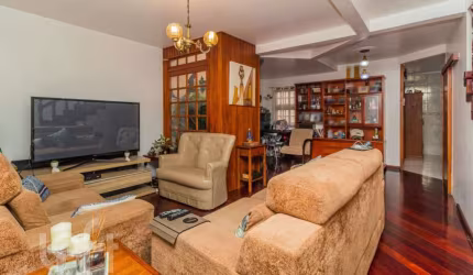 Casa com 5 quartos à venda na Rua Alfredo Silveira Dias, 234, Nonoai, Porto Alegre, 328 m2 por R$ 1.300.000