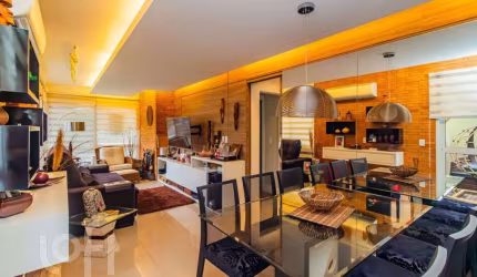 Apartamento com 2 quartos à venda na Avenida Montenegro, 329, Petrópolis, Porto Alegre, 90 m2 por R$ 1.060.000
