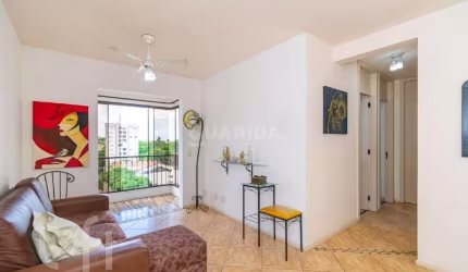Apartamento com 3 quartos à venda na Rua Professor Carvalho Freitas, 611, Teresópolis, Porto Alegre, 67 m2 por R$ 362.000