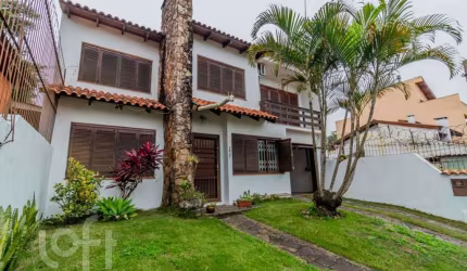 Casa com 5 quartos à venda na Rua Dona Sofia, 177, Santa Tereza, Porto Alegre, 299 m2 por R$ 850.000