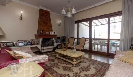 Casa com 4 quartos à venda na Rua Geraldo Souza Moreira, 65, Passo da Areia, Porto Alegre, 147 m2 por R$ 1.100.000