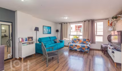 Casa com 3 quartos à venda na Rua Delfina da Cunha, 104, Camaquã, Porto Alegre, 195 m2 por R$ 590.000