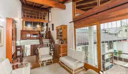 Casa com 3 quartos à venda na Rua Catumbi, 296, Medianeira, Porto Alegre, 412 m2 por R$ 1.090.000