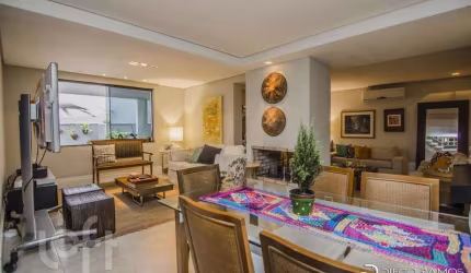 Casa com 3 quartos à venda na Rua Anita Garibaldi, 2678, Passo da Areia, Porto Alegre, 266 m2 por R$ 1.421.000