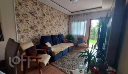Casa com 3 quartos à venda na Rua Enfermeiro Ventura, 45, Vila Nova, Porto Alegre, 140 m2 por R$ 480.000