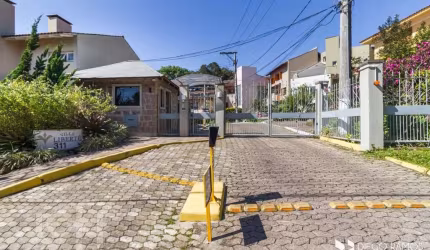 Casa com 2 quartos à venda na Rua Adriano Pereira da Silva, 311, Vila Nova, Porto Alegre, 198 m2 por R$ 580.000