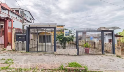 Casa com 3 quartos à venda na Rua Padre João Batista Reus, 2452, Camaquã, Porto Alegre, 265 m2 por R$ 997.500