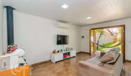 Casa com 2 quartos à venda na Estrada São Francisco, 1081, Lomba do Pinheiro, Porto Alegre, 98 m2 por R$ 310.000