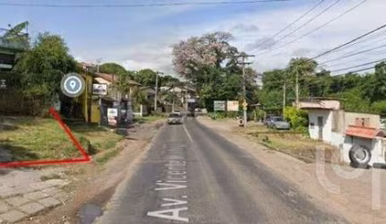 Casa com 4 quartos à venda na Avenida Vicente Monteggia, 2390, Vila Nova, Porto Alegre, 176 m2 por R$ 604.200