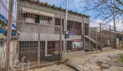 Casa à venda na Avenida Doutor Alberto Vianna Rosa, 373, Morro Santana, Porto Alegre, 330 m2 por R$ 850.000