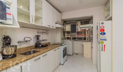 Apartamento com 3 quartos à venda na Travessa Dezenove de Novembro, 65, Santo Antônio, Porto Alegre, 81 m2 por R$ 390.000