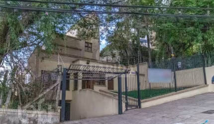 Casa em condomínio fechado com 4 quartos à venda na Rua Miguel Couto, 866, Menino Deus, Porto Alegre, 373 m2 por R$ 995.000