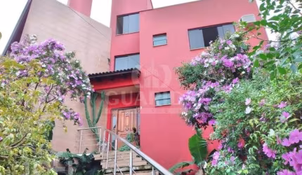Casa em condomínio fechado com 4 quartos à venda na Avenida Edgar Pires de Castro, 540, Hípica, Porto Alegre, 191 m2 por R$ 1.980.000