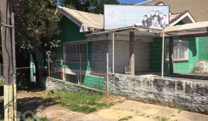 Casa com 3 quartos à venda na Avenida Otto Niemeyer, 923, Tristeza, Porto Alegre, 460 m2 por R$ 1.400.000
