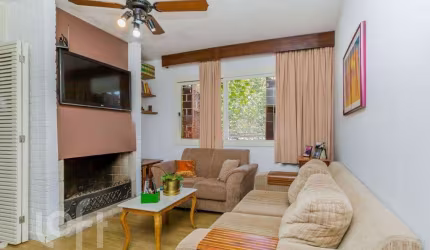 Casa com 3 quartos à venda na Avenida Clemenciano Barnasque, 702, Teresópolis, Porto Alegre, 172 m2 por R$ 695.000