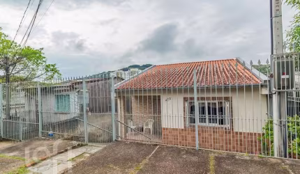 Casa com 3 quartos à venda na Rua Thomaz Francisco de Jesus, 472, Jardim Carvalho, Porto Alegre, 150 m2 por R$ 370.000