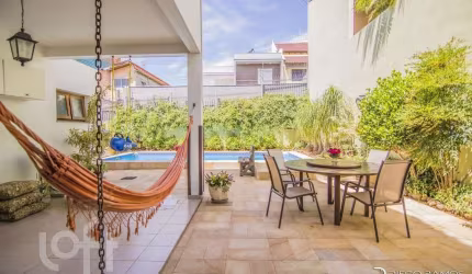Casa com 4 quartos à venda na Rua Walter Kaufmann, 260, Jardim Itu Sabará, Porto Alegre, 474 m2 por R$ 3.000.000