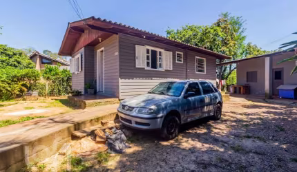 Casa com 4 quartos à venda na Rua Doutor Vergara, 5168, Belém Velho, Porto Alegre, 130 m2 por R$ 350.000