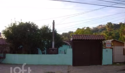Casa com 2 quartos à venda na Estrada Aracaju, 78, Vila Nova, Porto Alegre, 250 m2 por R$ 280.000