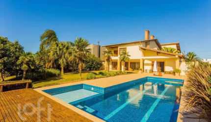 Casa em condomínio fechado com 5 quartos à venda na Avenida Juca Batista, 8000, Belém Novo, Porto Alegre, 600 m2 por R$ 3.450.000