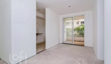 Apartamento com 3 quartos à venda na Rua Airton Ferreira da Silva, 295, Humaitá, Porto Alegre, 65 m2 por R$ 313.500