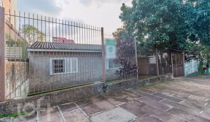 Casa com 3 quartos à venda na Rua da Várzea, 196, Jardim São Pedro, Porto Alegre, 155 m2 por R$ 540.000