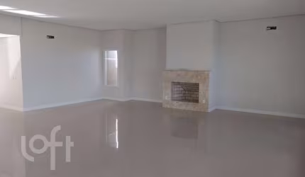 Casa em condomínio fechado com 5 quartos à venda na Avenida Juca Batista, 8000, Belém Novo, Porto Alegre, 460 m2 por R$ 2.150.000