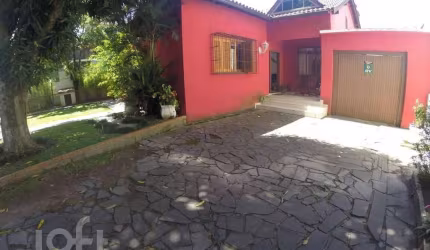 Casa com 4 quartos à venda na Avenida Flamengo, 413, Ipanema, Porto Alegre, 275 m2 por R$ 998.000