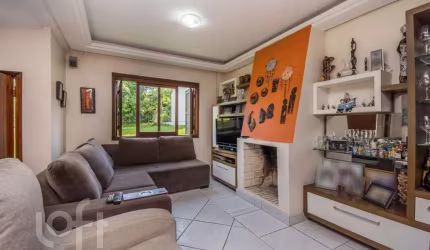 Casa em condomínio fechado com 4 quartos à venda na Avenida Vicente Monteggia, 2000, Vila Nova, Porto Alegre, 304 m2 por R$ 890.000