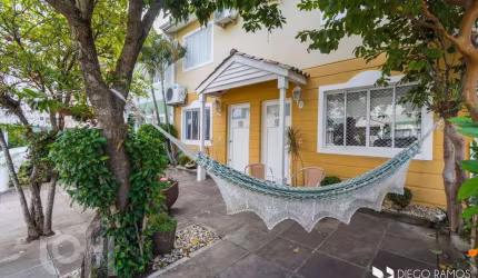 Casa em condomínio fechado com 4 quartos à venda na Rua Engenheiro Frederico Dahne, 255, Sarandi, Porto Alegre, 150 m2 por R$ 836.000