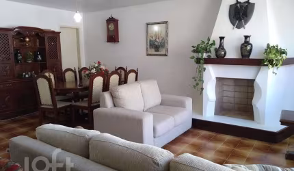 Casa com 4 quartos à venda na Rua Vital Brasil, 30, Jardim Itu Sabará, Porto Alegre, 230 m2 por R$ 550.000