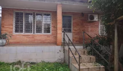 Casa com 4 quartos à venda na Rua Doutor Dias de Carvalho, 85, Tristeza, Porto Alegre, 200 m2 por R$ 900.000
