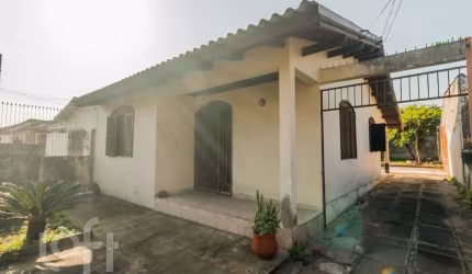 Casa com 2 quartos à venda na Rua Sezefredo Ignácio de Oliveira, 148, Passo das Pedras, Porto Alegre, 90 m2 por R$ 365.000