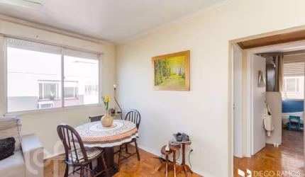 Apartamento com 2 quartos à venda na Rua Jaguari, 333, Cristal, Porto Alegre, 74 m2 por R$ 200.000