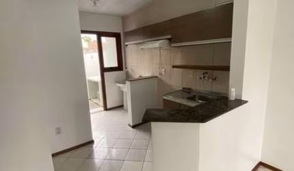 Casa em condomínio fechado com 2 quartos à venda na Rua Francesco Rosito, 370, Hípica, Porto Alegre, 60 m2 por R$ 268.000