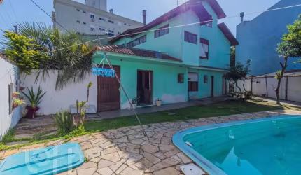 Casa com 4 quartos à venda na Rua Leite de Castro, 242, Jardim Itu Sabará, Porto Alegre, 430 m2 por R$ 850.000
