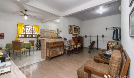 Casa com 3 quartos à venda na Rua da Boa Querência, 10, Lomba do Pinheiro, Porto Alegre, 130 m2 por R$ 218.500
