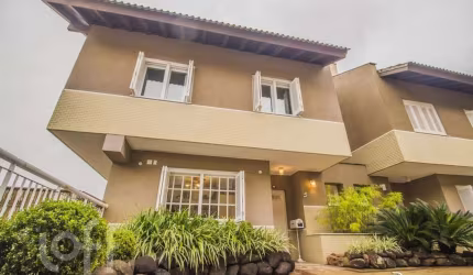 Casa em condomínio fechado com 4 quartos à venda na Rua São Leopoldo, 429, Vila Jardim, Porto Alegre, 337 m2 por R$ 1.940.000