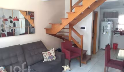 Casa em condomínio fechado com 2 quartos à venda na Rua Capitão Pedroso, 416, Restinga, Porto Alegre, 82 m2 por R$ 200.000