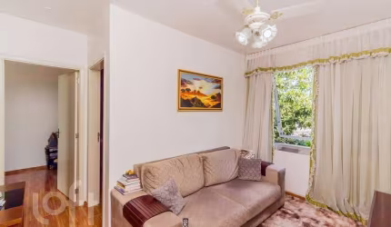 Apartamento com 2 quartos à venda na Rua Hipólito da Costa, 201, Santa Tereza, Porto Alegre, 46 m2 por R$ 220.000