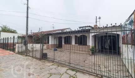 Casa com 3 quartos à venda na Rua Caetano Fulginiti, 60, Rubem Berta, Porto Alegre, 110 m2 por R$ 237.500