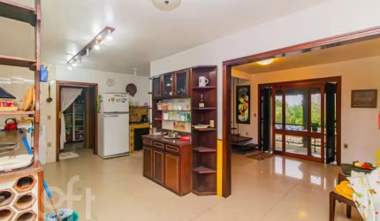 Casa com 3 quartos à venda na Estrada João de Oliveira Remião, 3015, Lomba do Pinheiro, Porto Alegre, 257 m2 por R$ 1.758.000