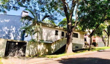 Casa com 3 quartos à venda na Rua São Mateus, 550, Jardim do Salso, Porto Alegre, 200 m2 por R$ 1.200.000